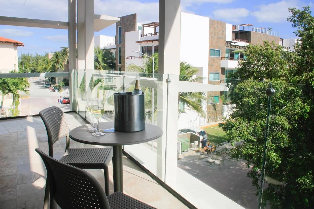 Singular Dream Vacation Rentals 普拉亚卡门 0*,