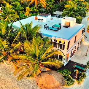 Pronoia Casa De Playa Ferienhaus